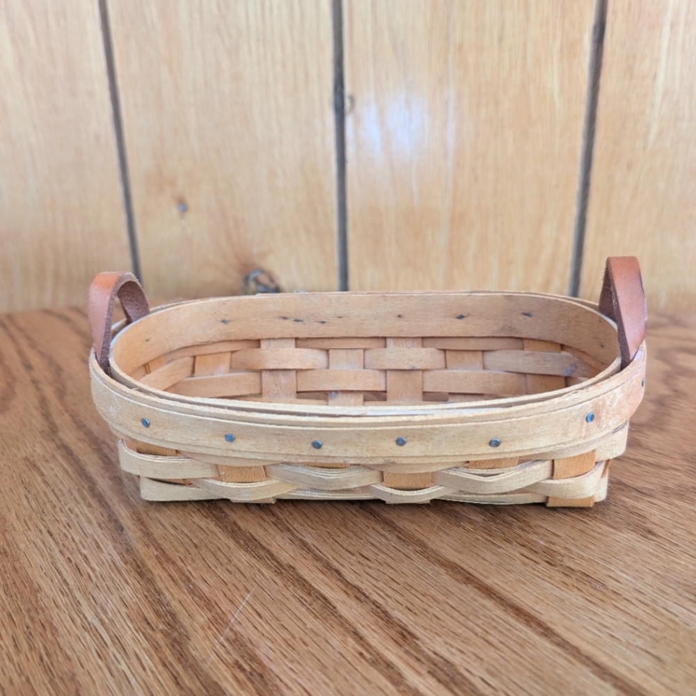 1997 Small Oval Longaberger Basket with leather Handles